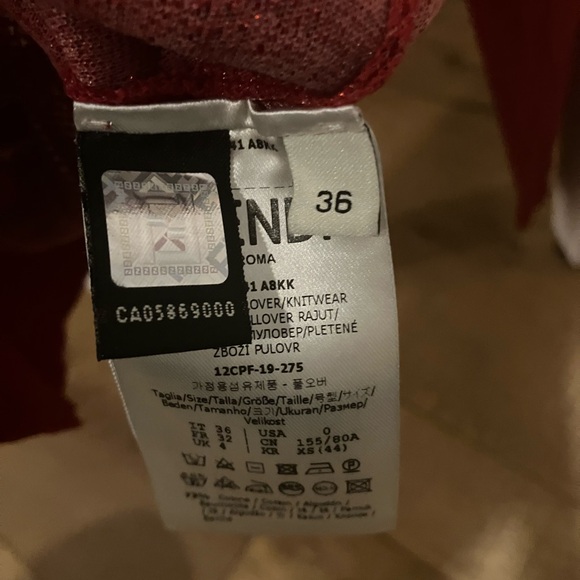 FENDI Women’s Long Sleeve Sweater Logo Sexy Red - Picture 3 of 3